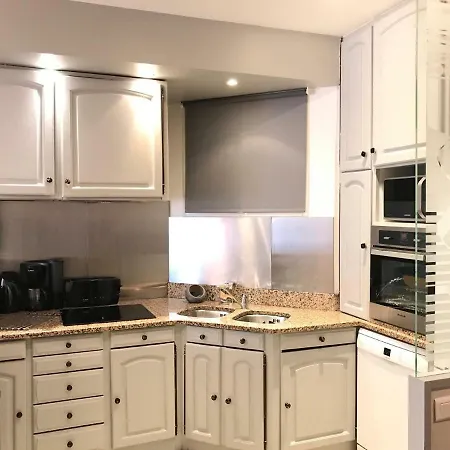 Palais Haydee Апартаменты *